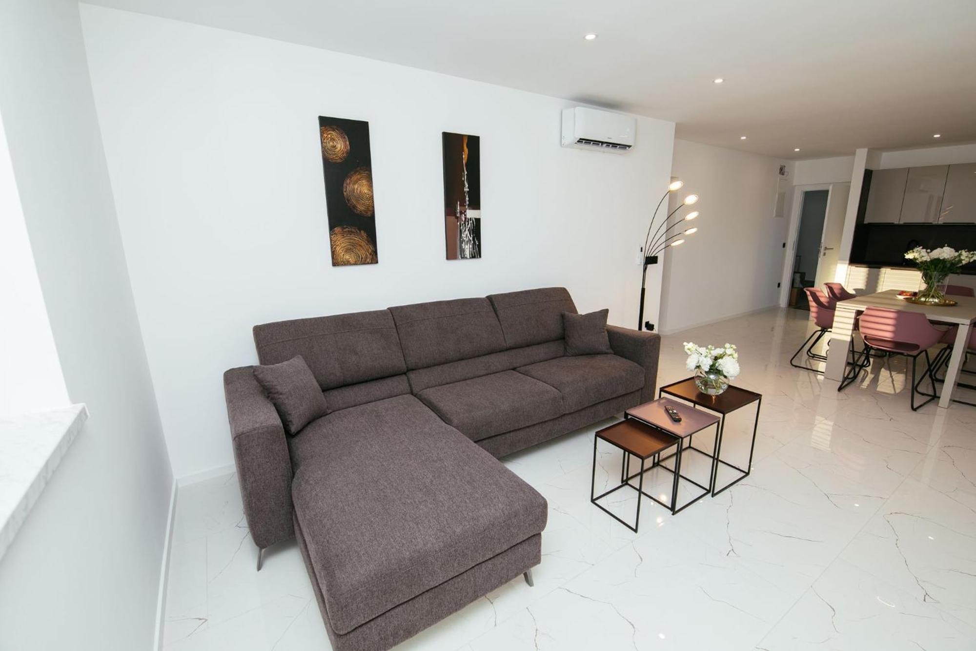 Didixi Apartments Pakoštane Zewnętrze zdjęcie
